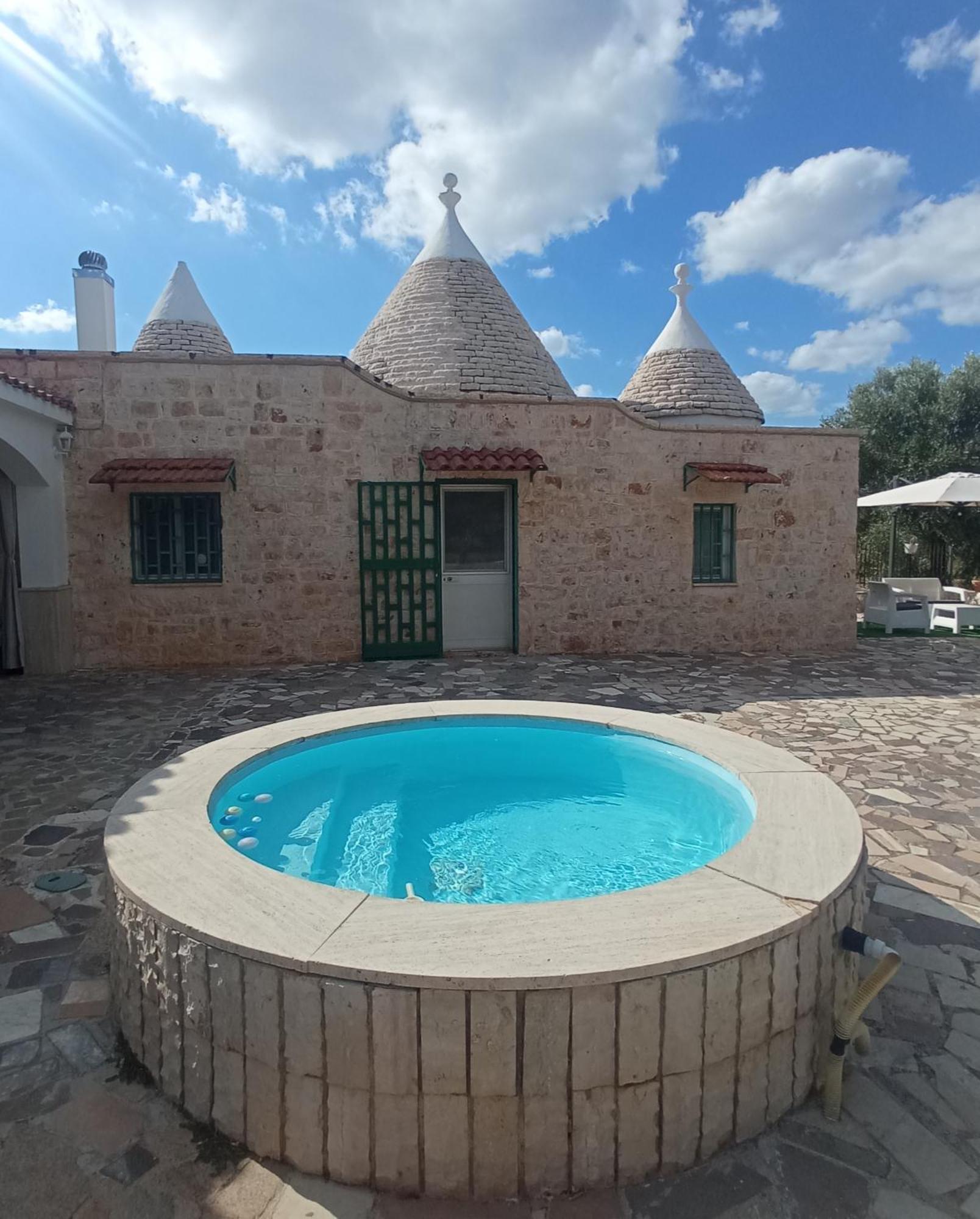 Villa Il Leccio - Trulli Cisternino Exterior photo